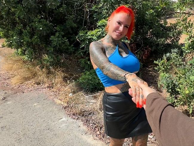 Cat-Coxx Porno Video: Outdoor Date am Straßenrand! blank fi**en